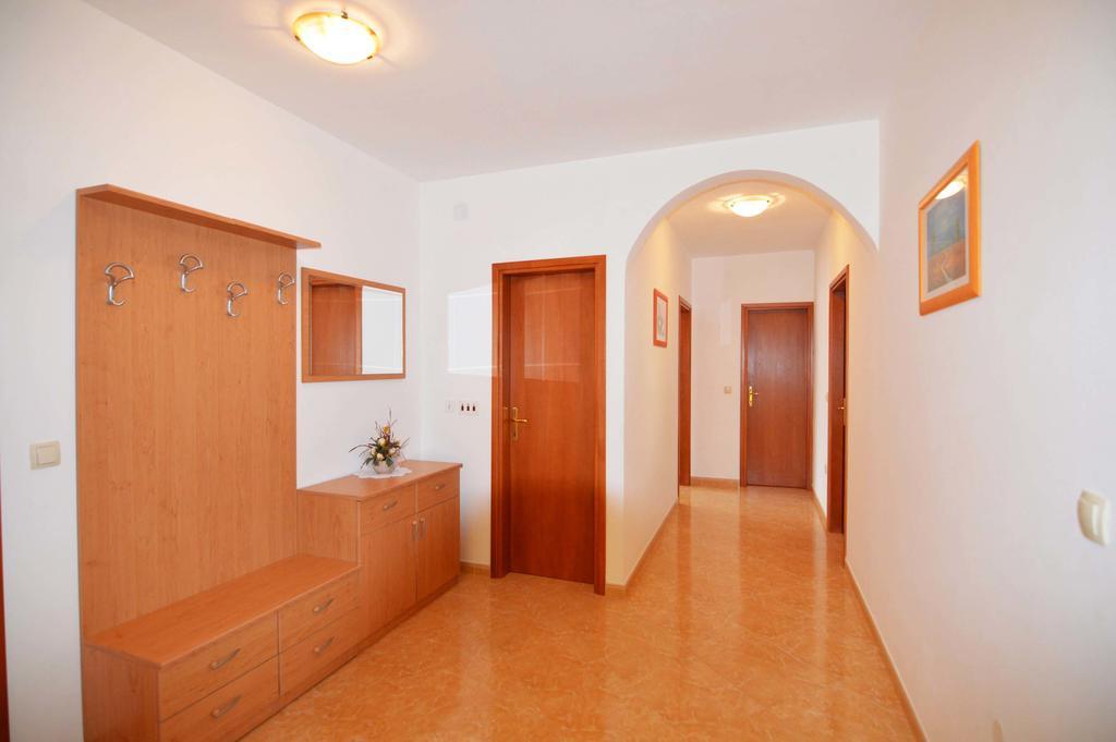 Garden Apartment Maria Vrsar Exteriér fotografie