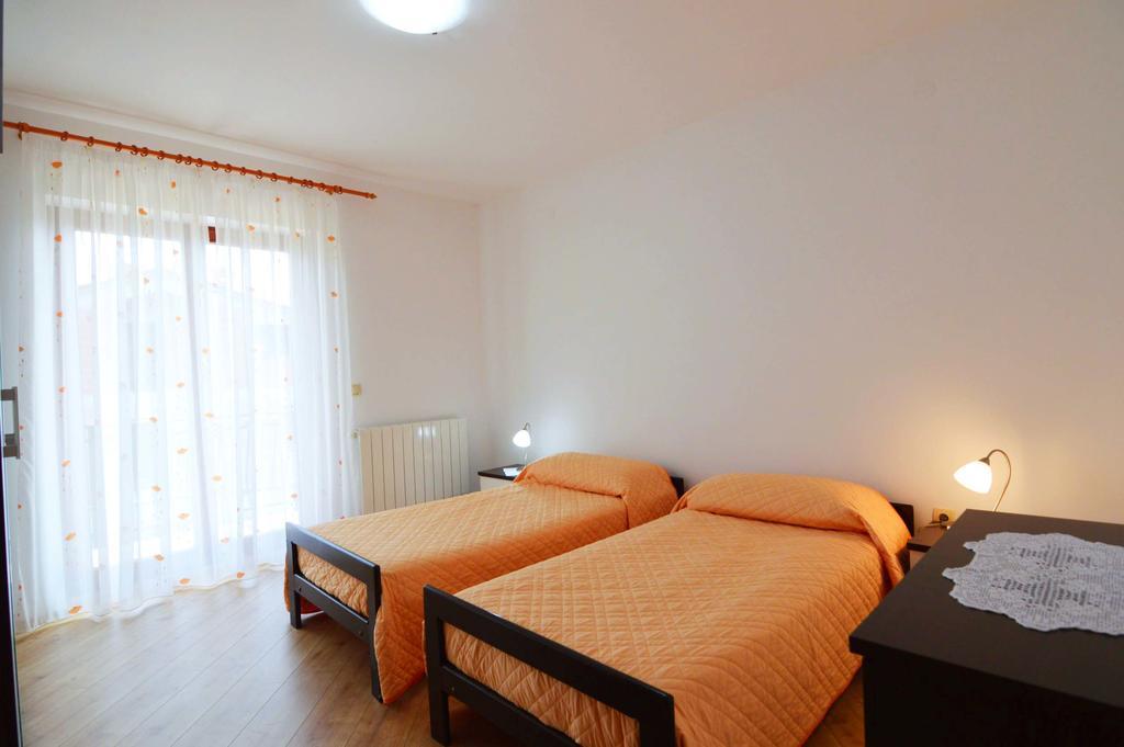 Garden Apartment Maria Vrsar Exteriér fotografie