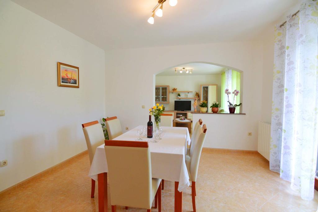 Garden Apartment Maria Vrsar Exteriér fotografie